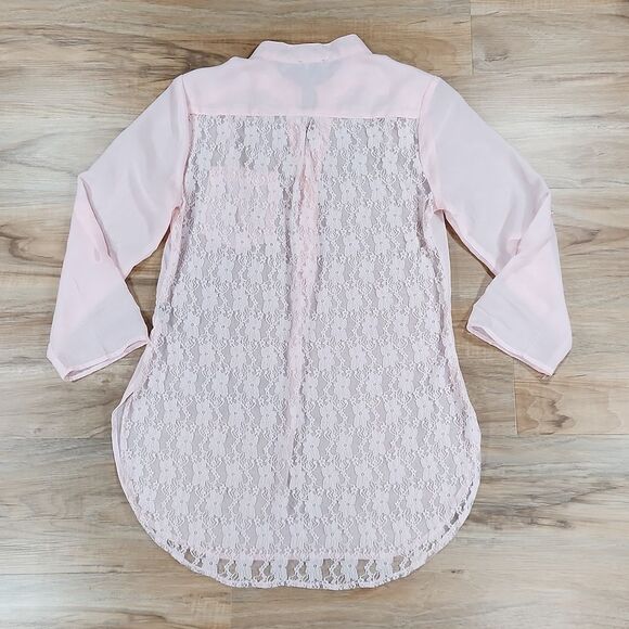 💜Justify Pink Semi-Sheer & Lace Adjustable Sleeve Top Medium - Picture 2 of 10